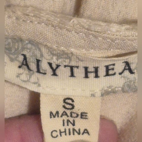 Alythea Cream Cut Out Dresd - Picture 3 of 5